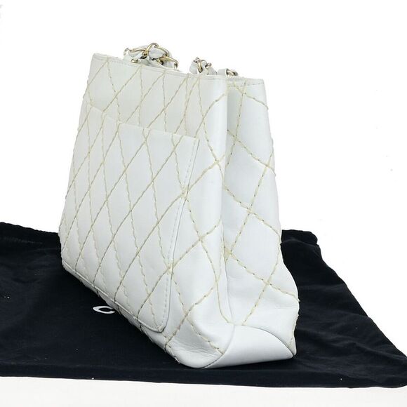 Chanel Wild Stitch White Leather Shoulder Bag (Pre-Owned) - Picture 11 of 12